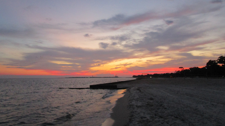 A sunset over the Mississippi coastline at Pascagoula Beach