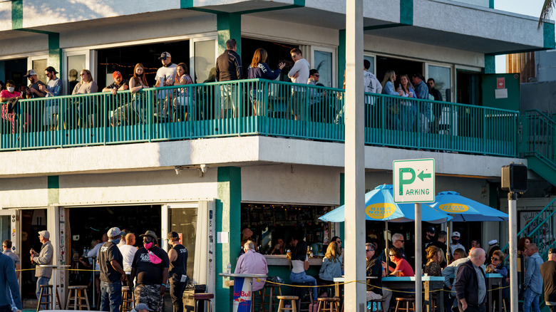 Crowds of people outside the Elbo Room in Fort Lauderdale