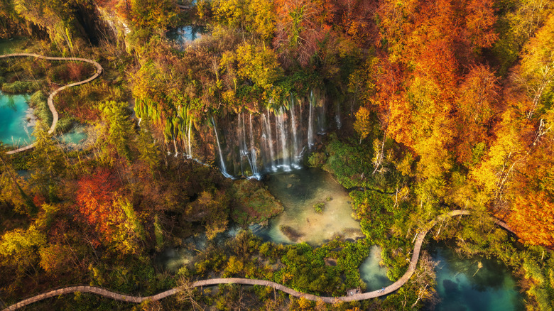 Autumn colors in Plitvice Lakes