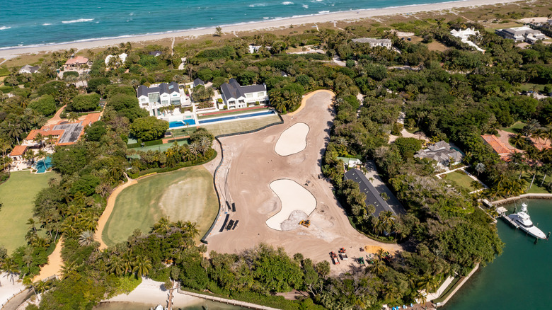 Aerial view of Tiger Woods mansion in Jupiter Island, Florida