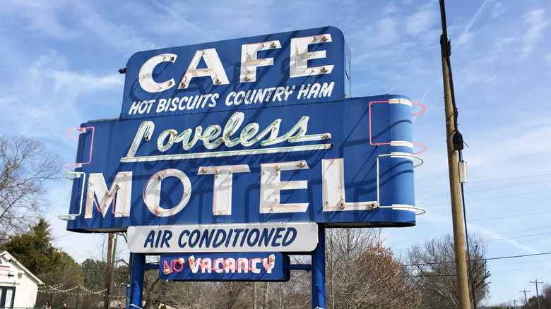 Sign in front of the Loveless Cafe, one of Nashville's most iconic restaurants