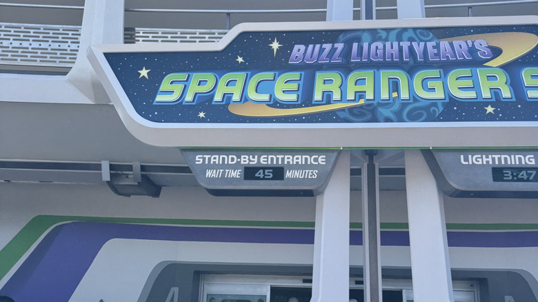 View of 45-minute Standy-By Entrance time at Buzz Lightyear Space Ranger Spin at Magic Kingdom