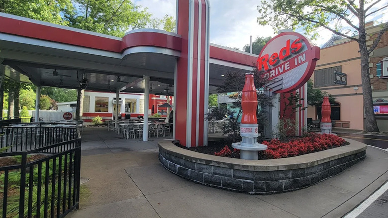 View of an empty Red's Drive-In diner with retro 50s styling at Dollywood