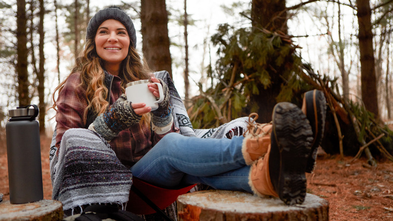 A hot cup of coffee in the morning at the campsite