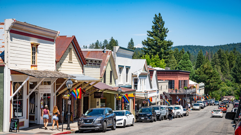 Nevada City, California's bustling Main Street