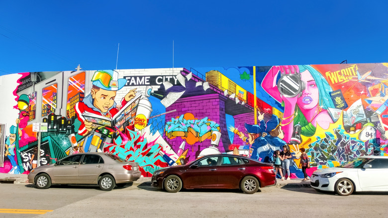 The street and cars at Art Wynwood in Miami