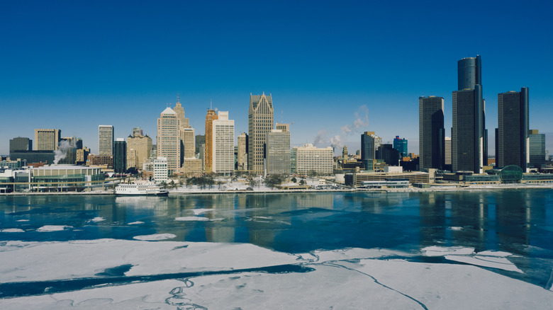 Detroit Winter skyline