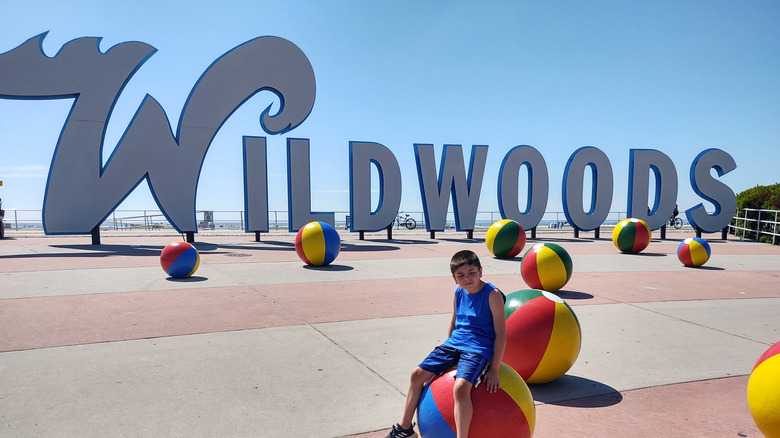 The Wildwoods sign next to the free beach