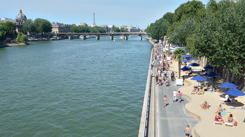Aerial view of the banks of the Seine in Paris during the summer as a beach
