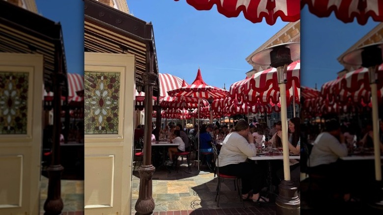 Carnation Cafe at Disneyland