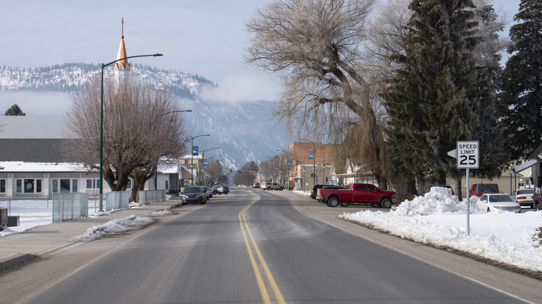 The main road in Chewelah, Washington, in winter