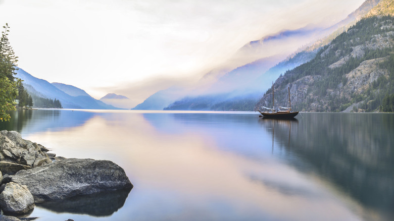 Lake Chelan sunrise from Stehekin, Washington