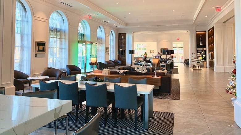 The lobby and seating areas in AC Hotel Spartanburg, South Carolina