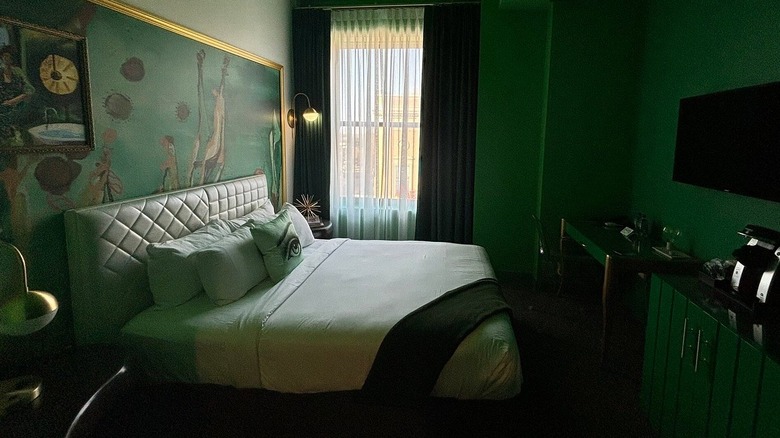 A green-themed room in the Angad Arts Hotel, St. Louis
