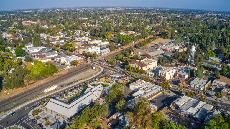 Elk Grove neighborhoods on a sunny day in California