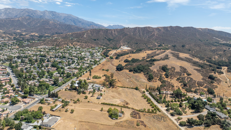 Edge of Yucaipa with mountains in the background.