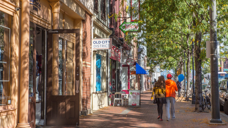 street in Old City Philadelphia