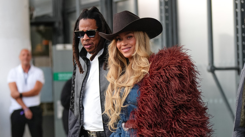 Beyonce and Jay-Z dressed up for Paris Fashion Week