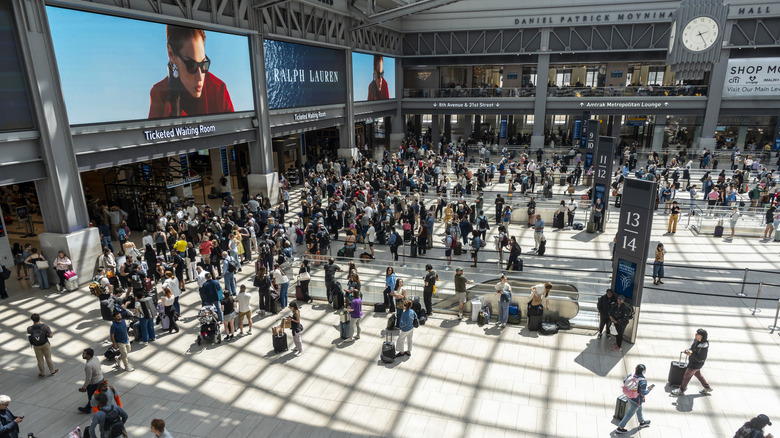 People inside Moynihan Train Hall