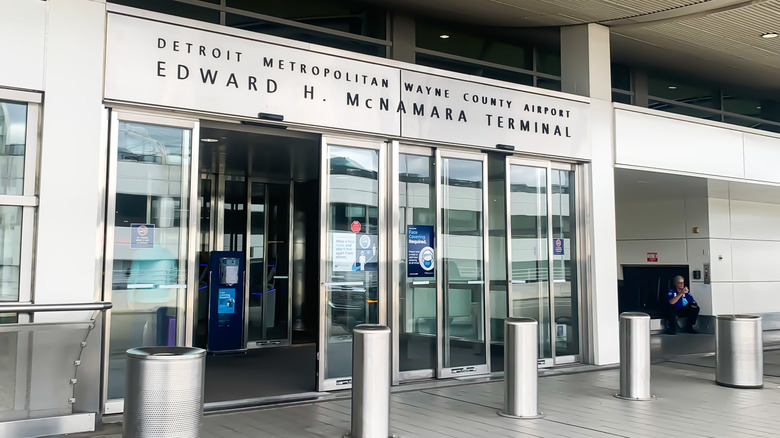 Entrance to the Edward H. McNamara Terminal at Detroit Metro Airport