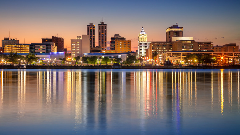 Peoria, Illinois skyline reflecting off the Illinois River