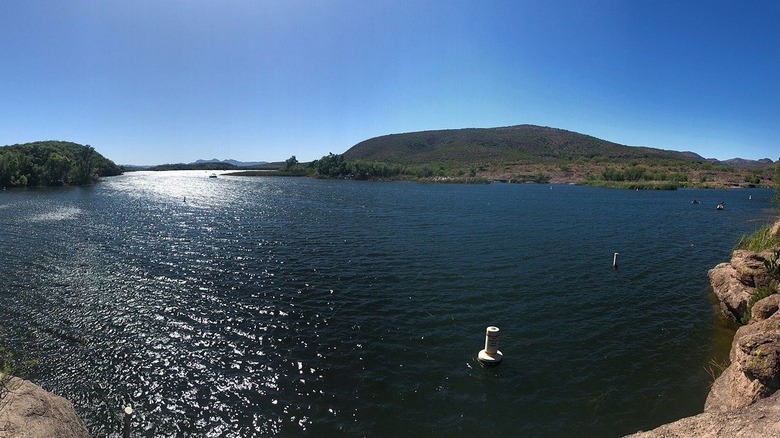 A wide-angle view of Patagonia Lake in Patagonia Lake State Park, Arizona