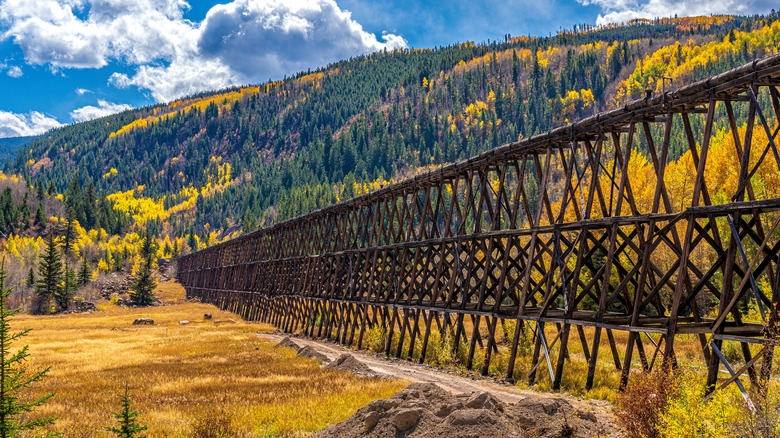 Railroad passing through Minturn Colorado