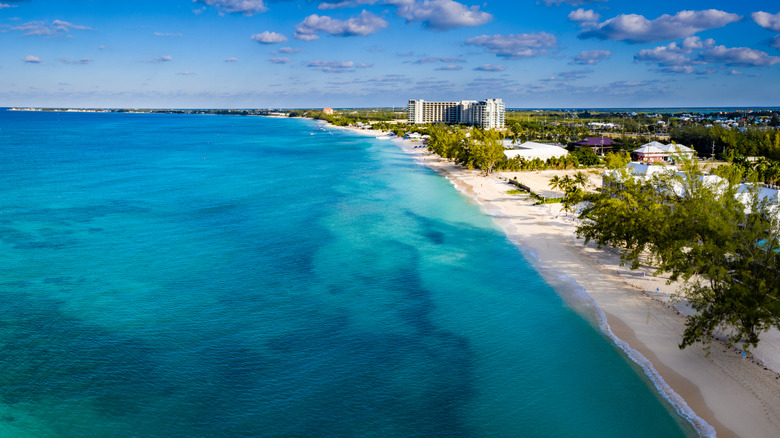 Grand Cayman's Seven Mile Beach