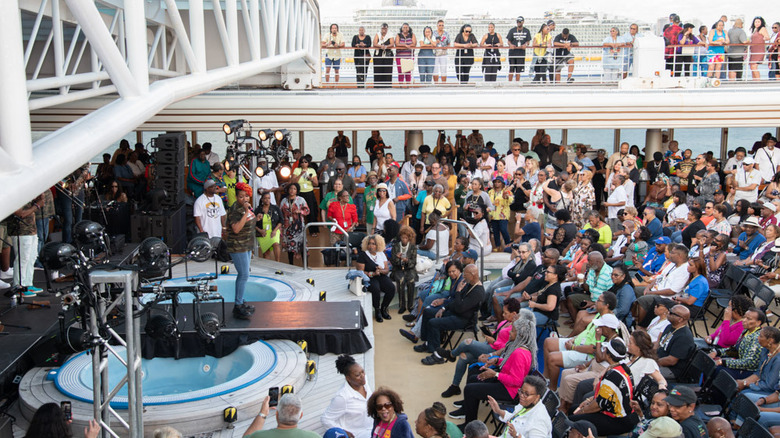 Soul Train Live Cruise concert