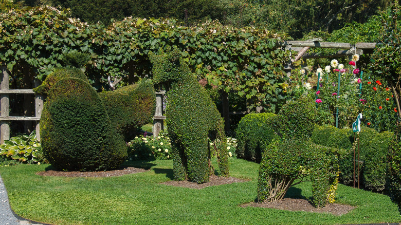 Green Animals Topiary Garden works