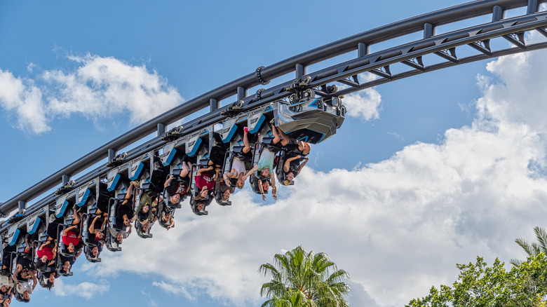 Jurassic World VelociCoaster, Universal Orlando