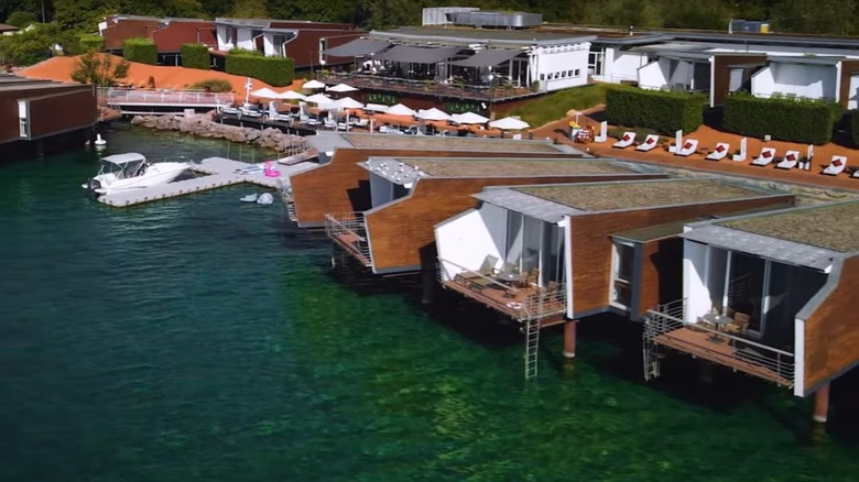 Pavilions at Hôtel Palafitte