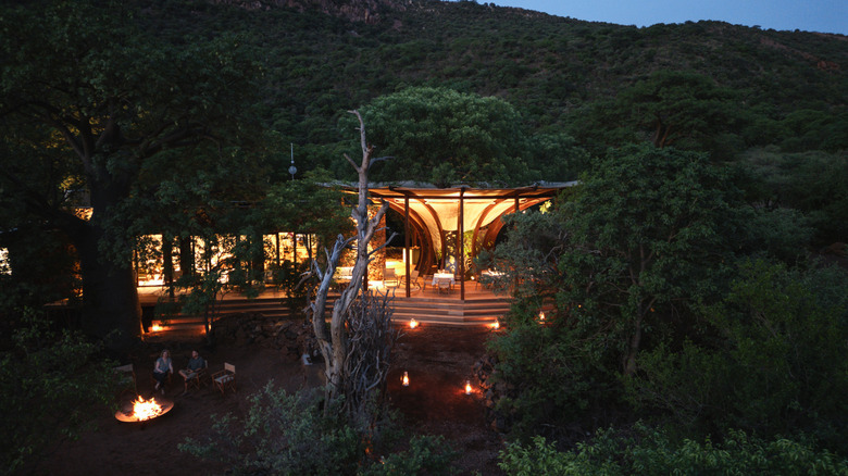 Dining area at Few & Far Luvhondo