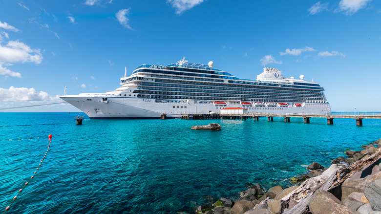 View of the Oceania Vista cruise ship in port in Dominica