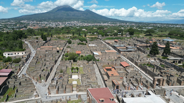 Aerial image of Pompeii, Italy, with Mount Vesuvius in the background