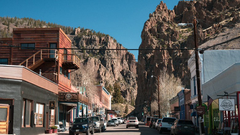 Downtown Creede with cliffs