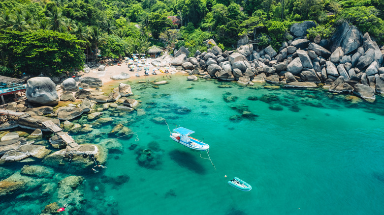 Bay and boat trips at Koh Tao, sea view from the island
