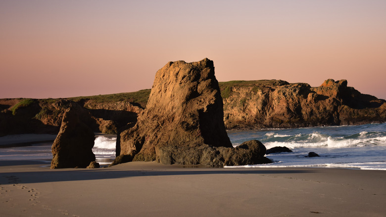 Rock formations on Ten Mile Beach in Fort Bragg, California, in the early morning