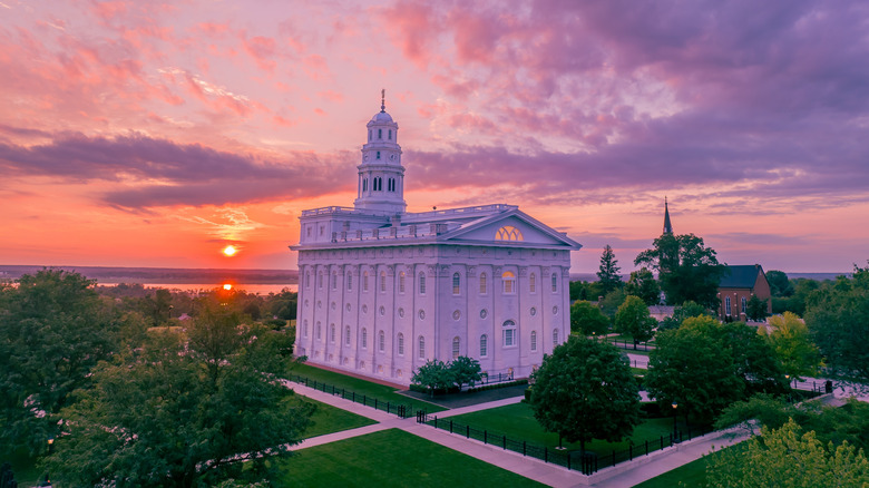 Nauvoo Illinois Temple in Nauvoo