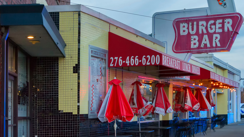 Exterior of the Burger Bar in Bristol, Virginia