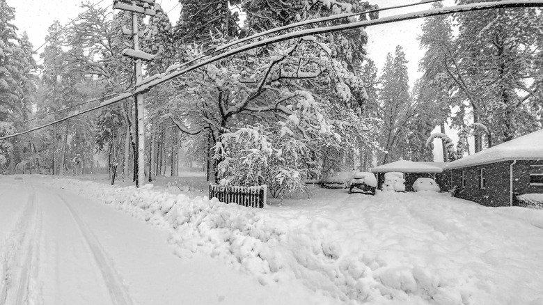 A quiet, snowy winter street in Nevada City, California