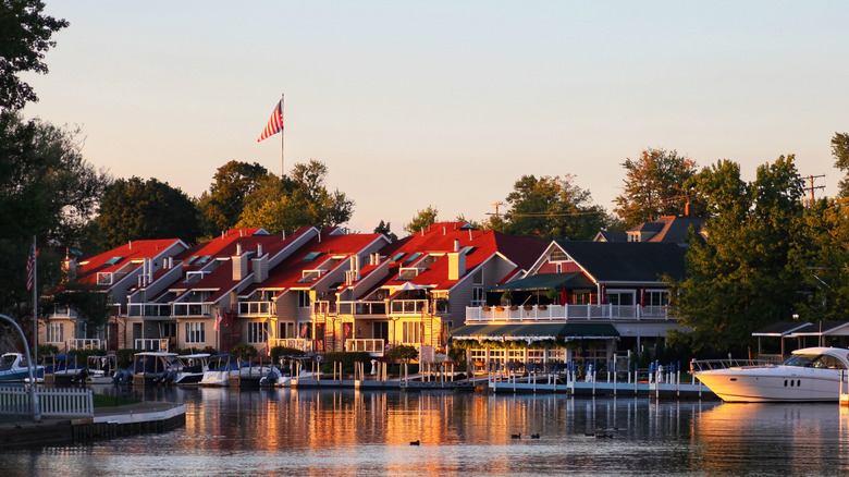 Homes, docks, and boats along a river in Vermilion, Ohio