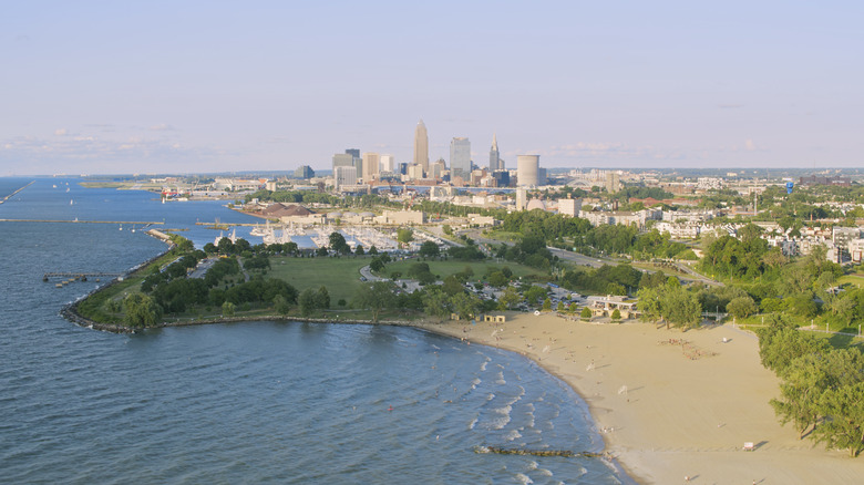 Sandy beaches next to Cleveland, Ohio