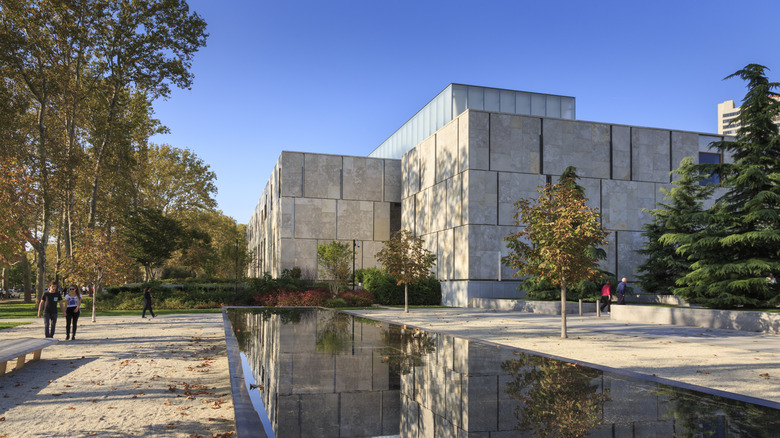 An exterior view of the Barnes Foundation, Philadelphia