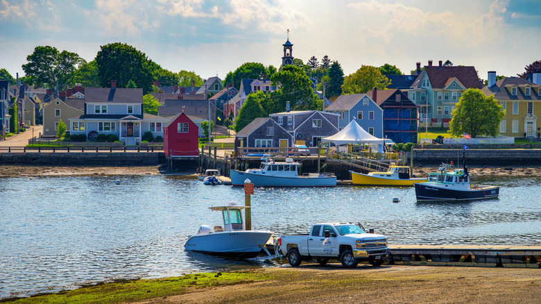 Boats glide on Piscataqua River in Portsmouth, New Hampshire