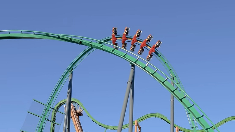 A train on a lift of the Rapterra coaster in King's Dominion, Virginia