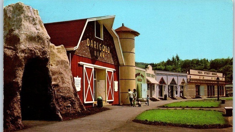 Pixieland in Otis Junction, Oregon