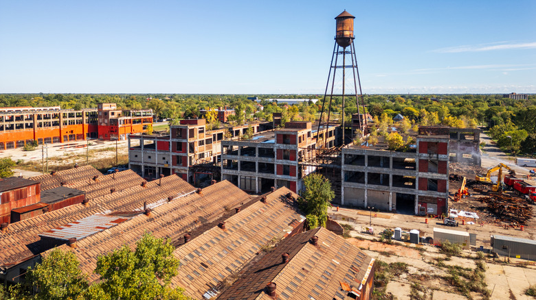 Abandoned car manufacturing plants in Detroit