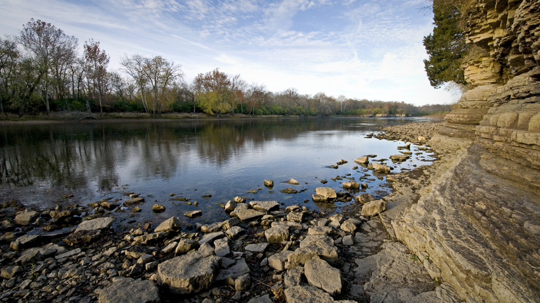 bluffs, forest, and river at Kankakee River State Park in Illinois