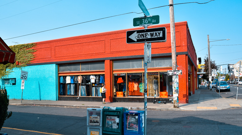 Corner of Hawthorne and 36th in Portland, OR